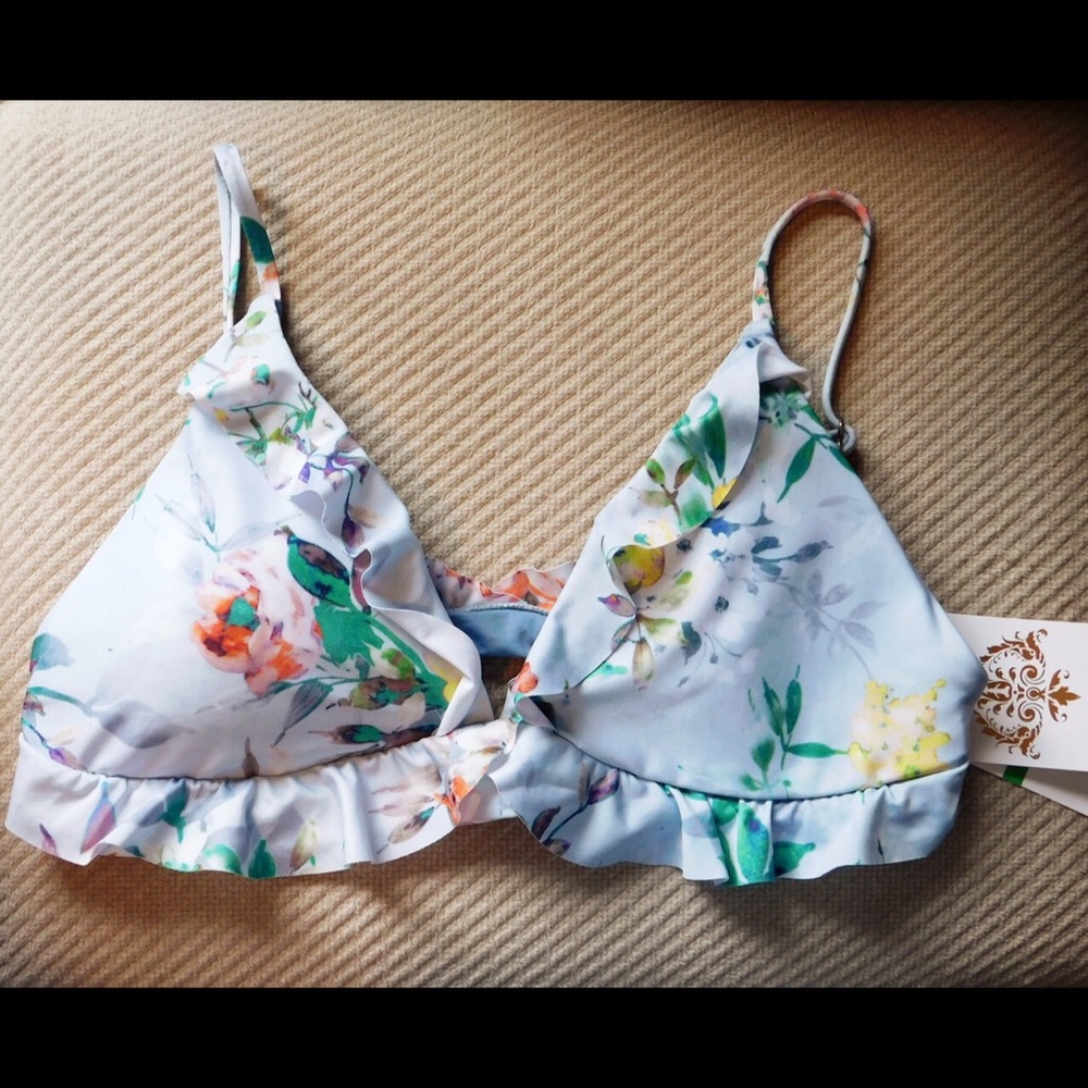 BECCA Watercolor Floral Ruffle Bikini Top - Large